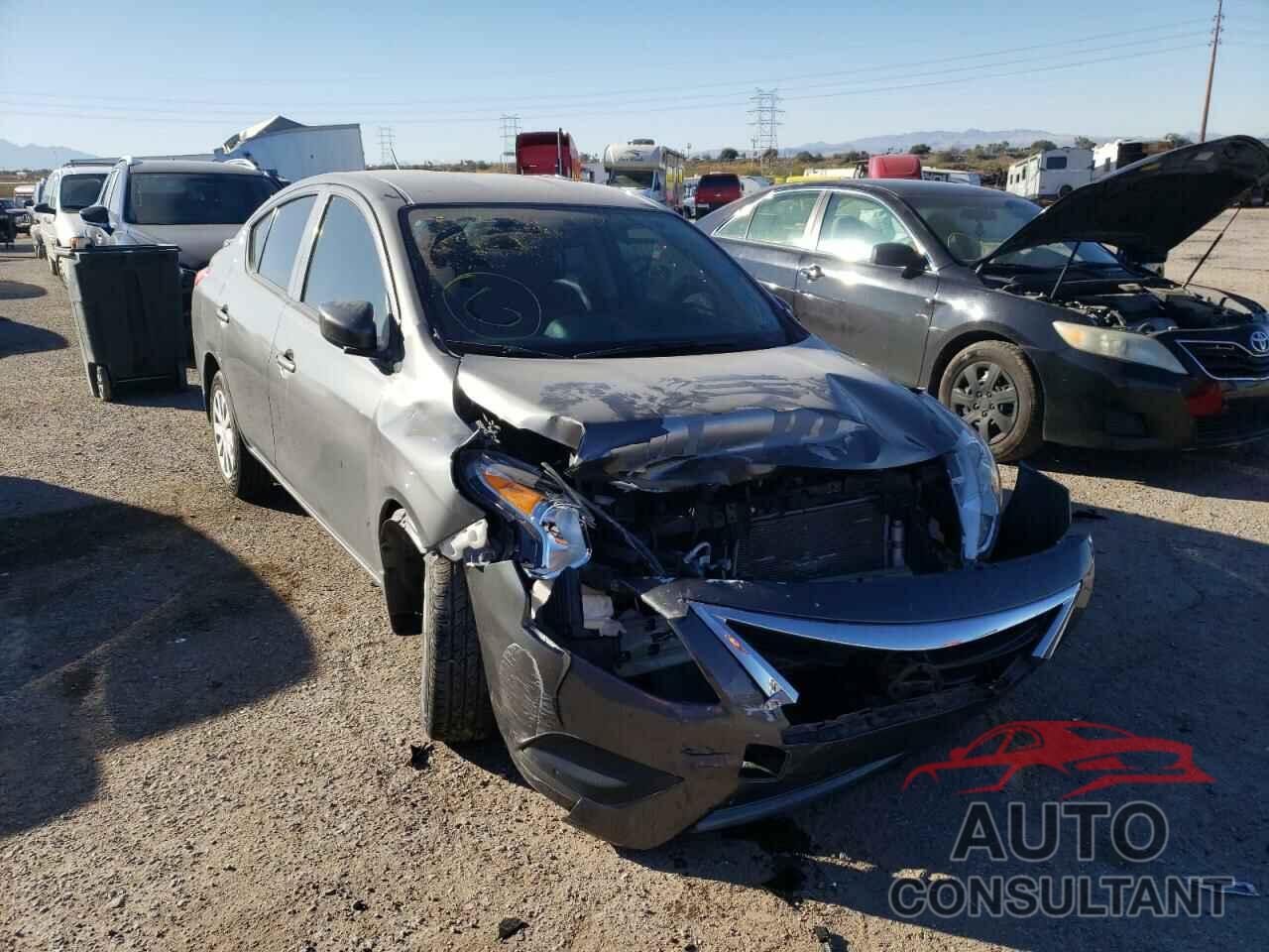 NISSAN VERSA 2019 - 3N1CN7AP7KL836531