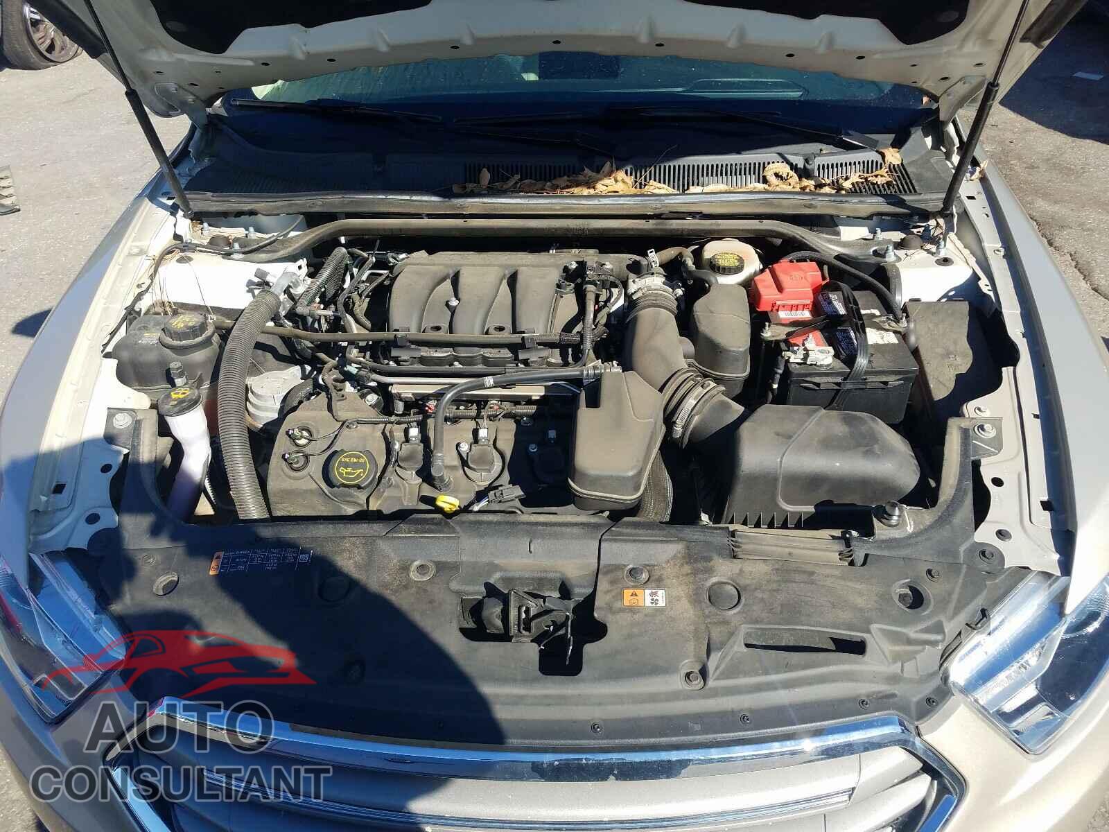 FORD TAURUS 2017 - KNDMB5C13H6282589