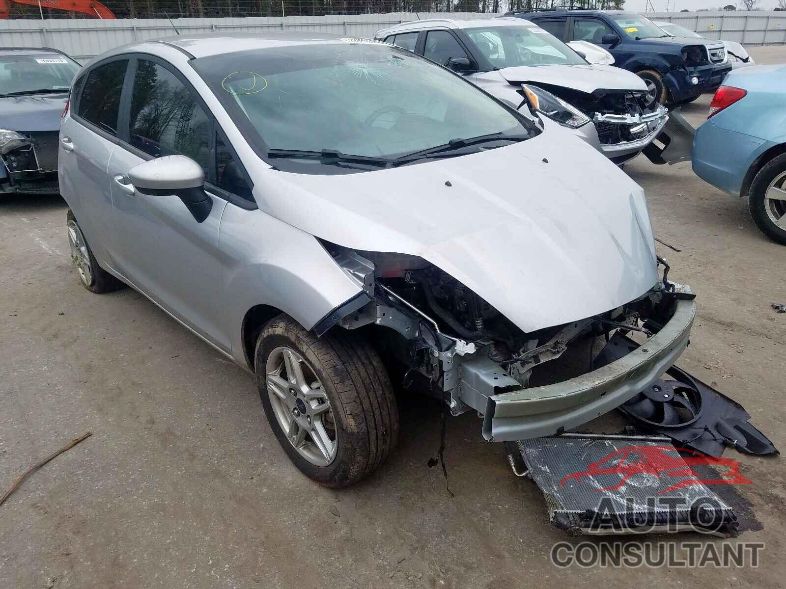 FORD FIESTA 2019 - 1HGCV1F13JA015626