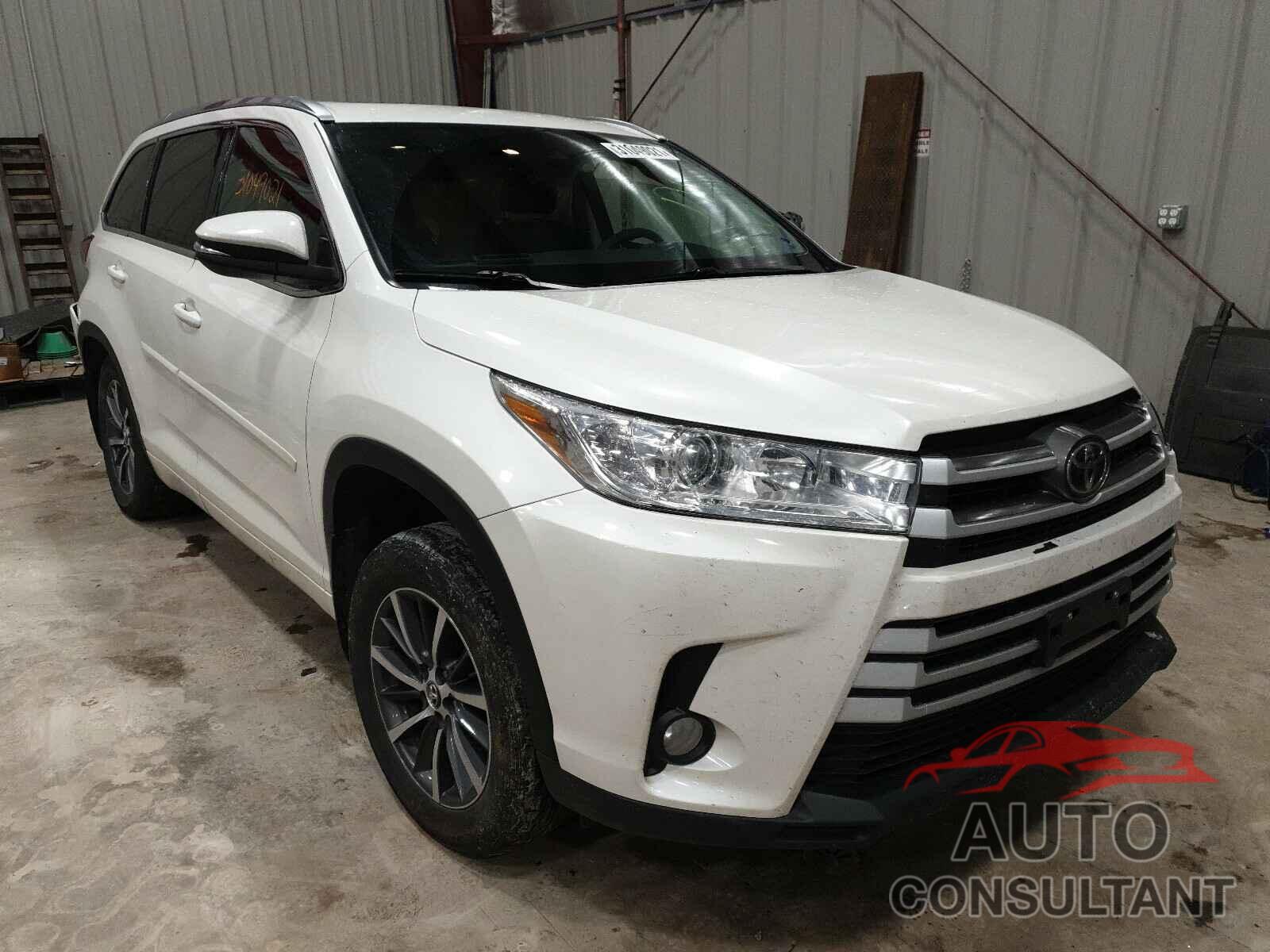 TOYOTA HIGHLANDER 2017 - 5TDJZRFH4HS520528