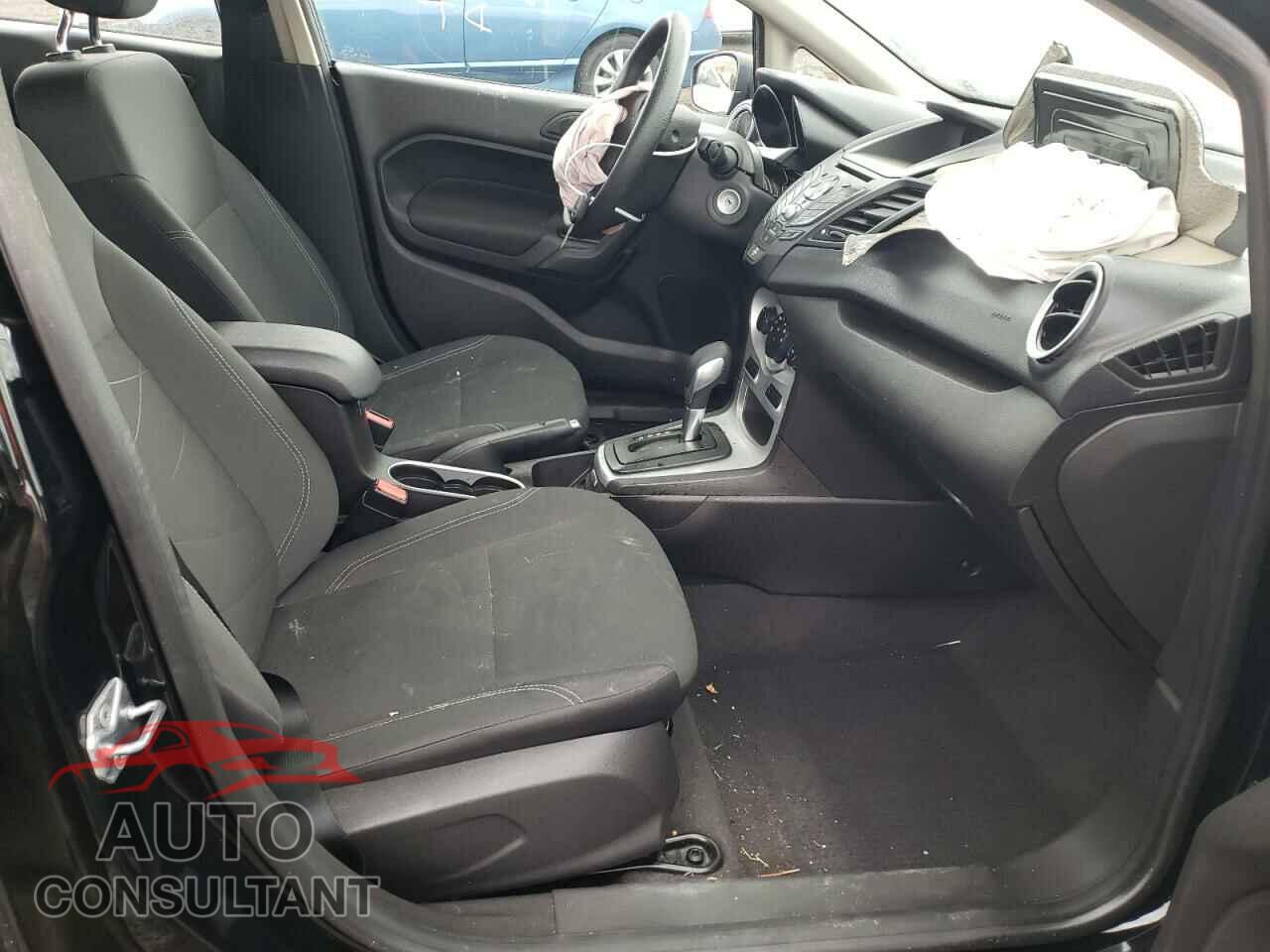 FORD FIESTA 2017 - 3FADP4EJ4HM171869