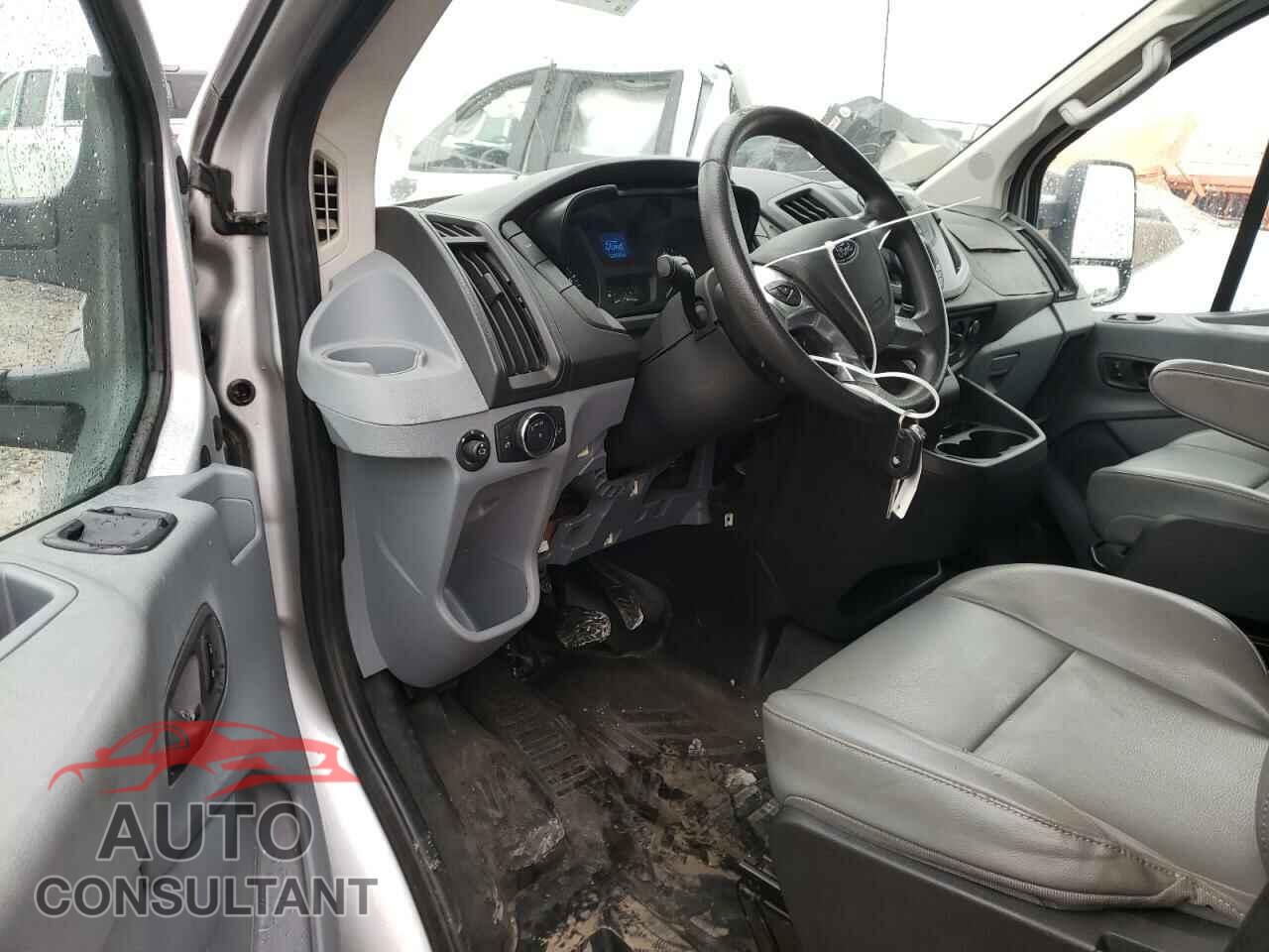 FORD TRANSIT CO 2016 - 1FTYR1YM4GKB03037