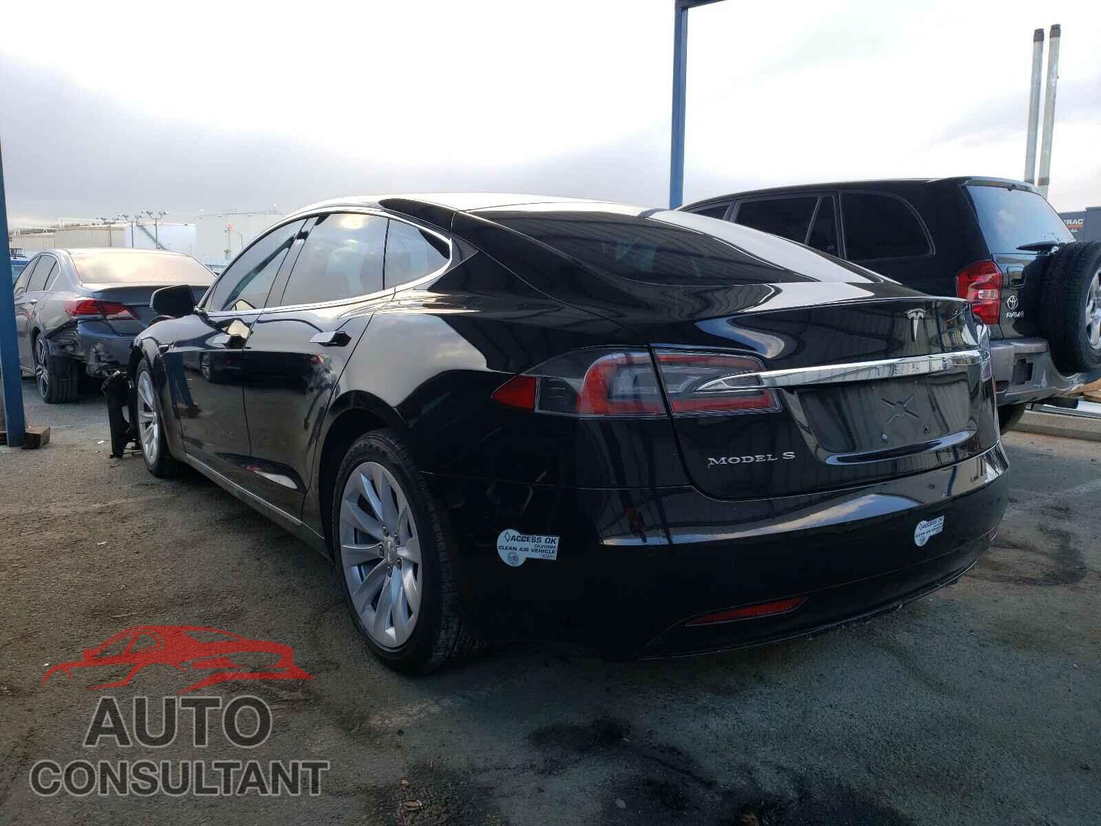 TESLA MODEL S 2017 - 5YJSA1E11HF202582