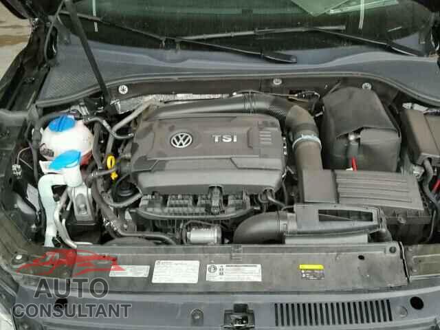 VOLKSWAGEN PASSAT 2015 - 1VWAT7A38FC002001