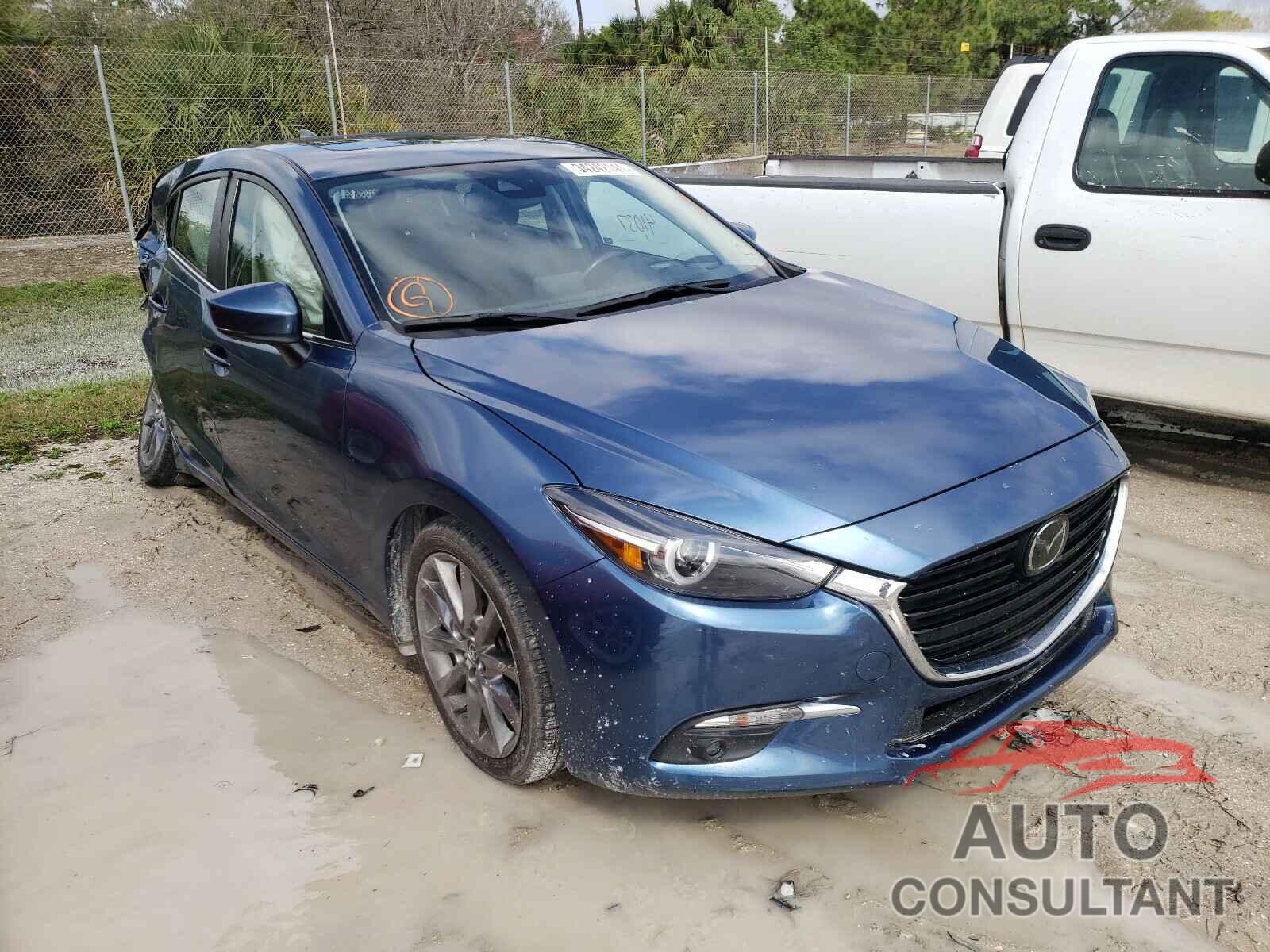 MAZDA 3 2018 - 3MZBN1M3XJM224327