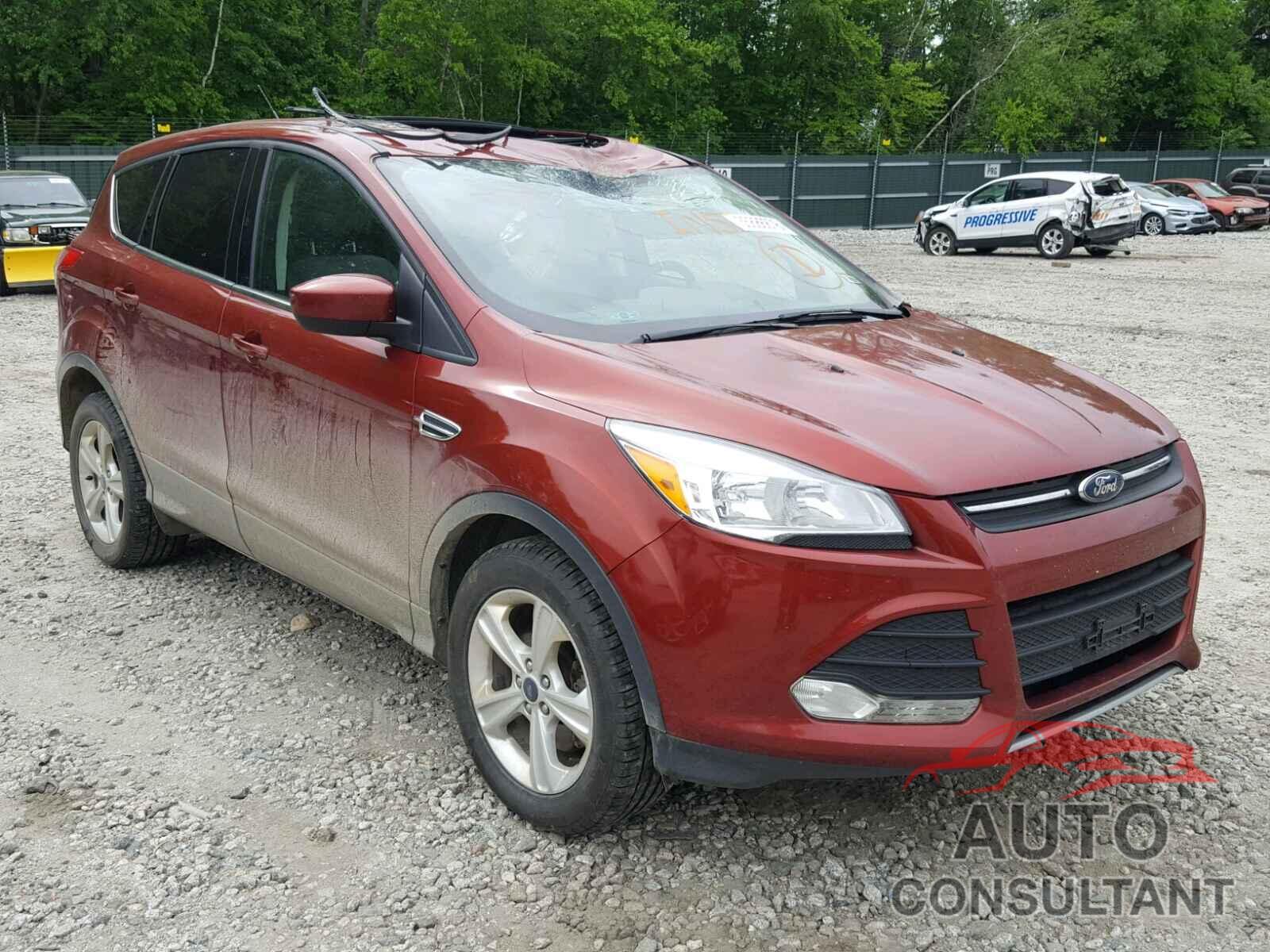 FORD ESCAPE 2015 - 1FMCU9G96FUA67659