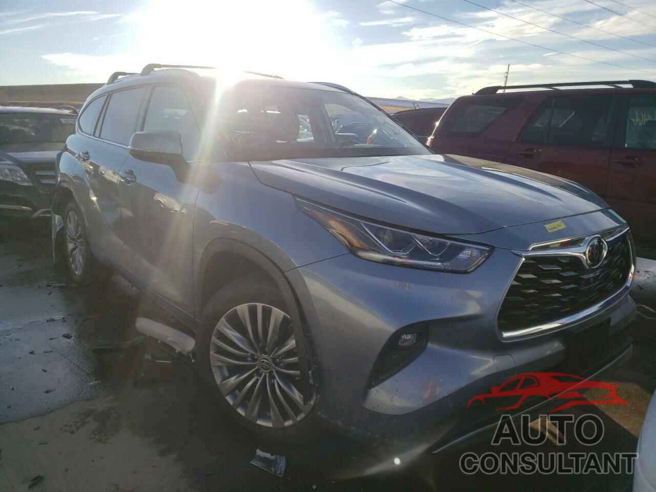 TOYOTA HIGHLANDER 2021 - 5TDFZRBH1MS076594