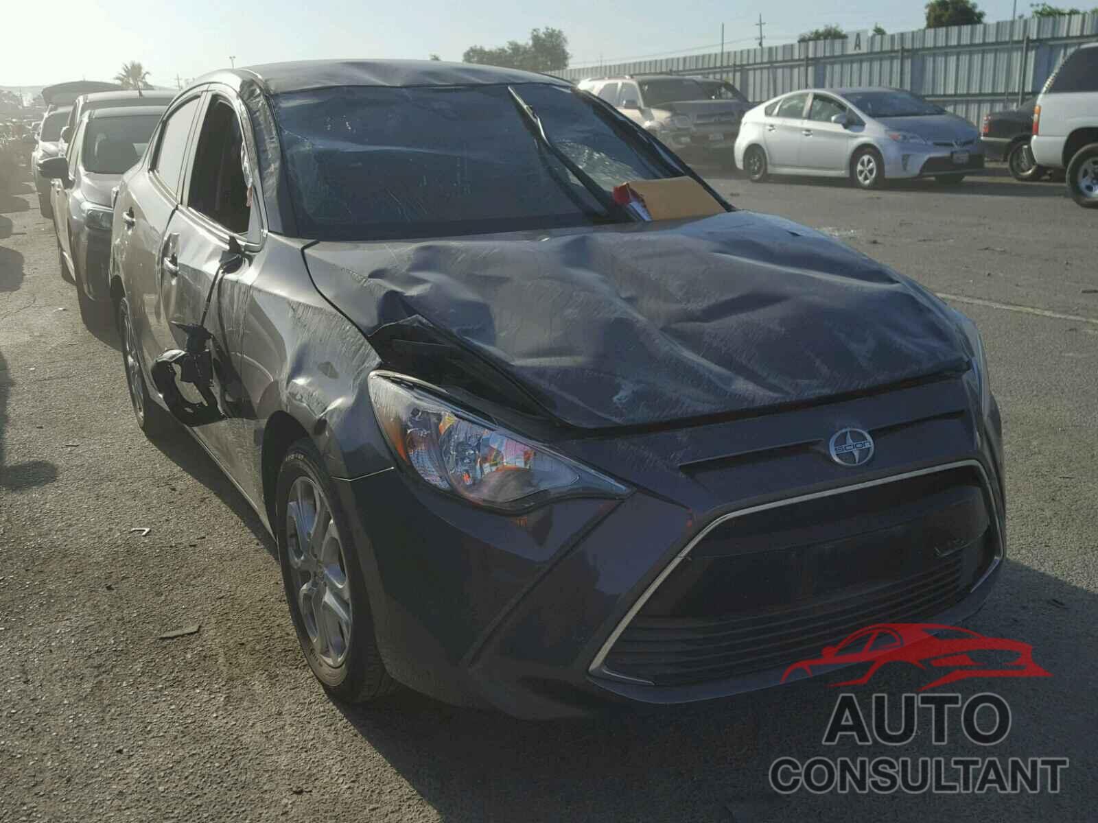 TOYOTA SCION 2016 - 3MYDLBZV3GY117768