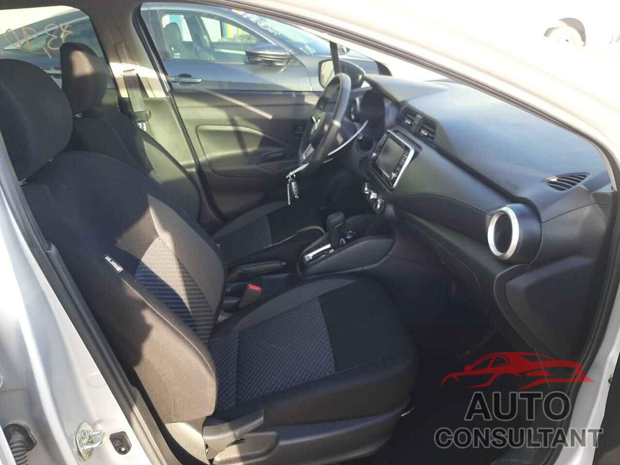 NISSAN VERSA 2020 - 3N1CN8DV9LL806092