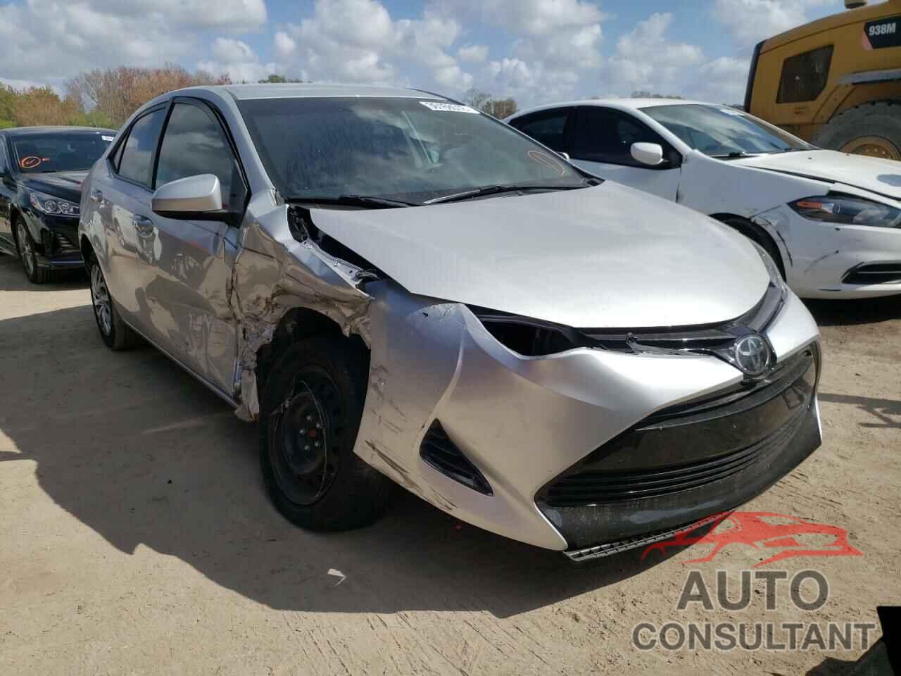 TOYOTA COROLLA 2018 - 5YFBURHE0JP833628