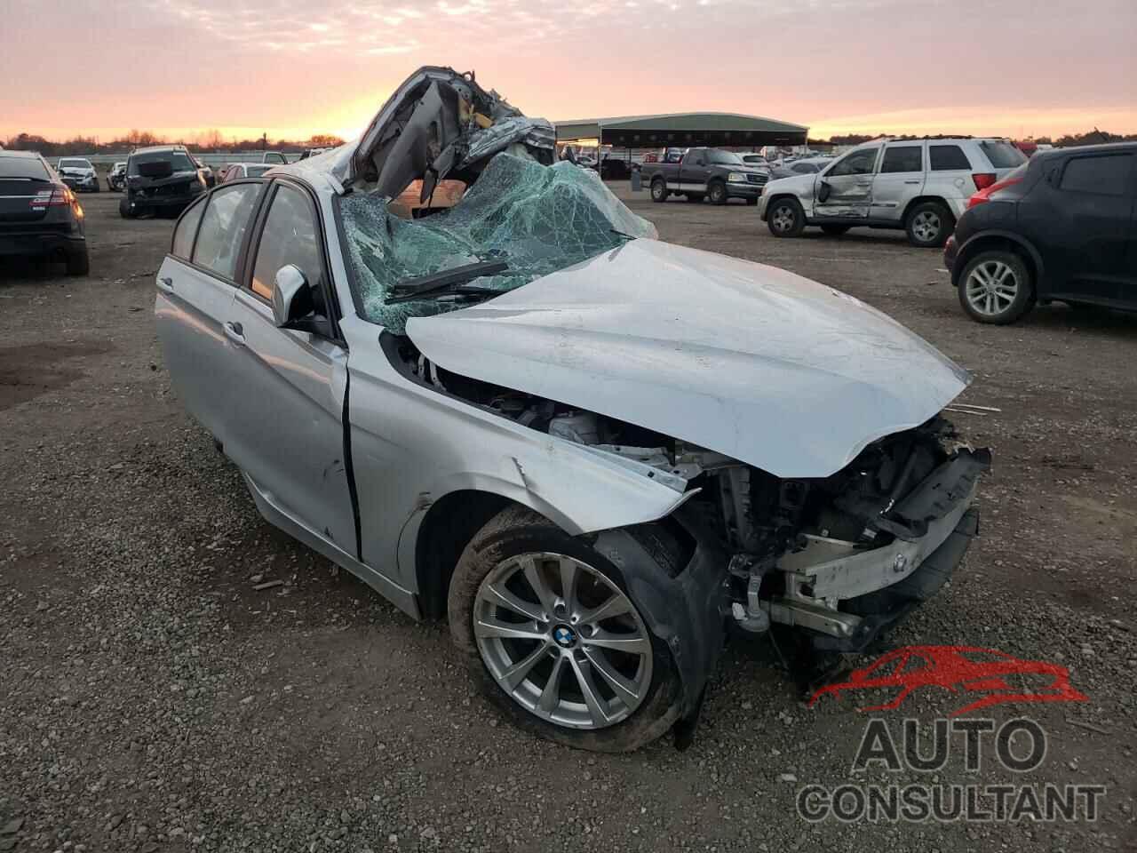 BMW 3 SERIES 2016 - WBA8E1G51GNT38402