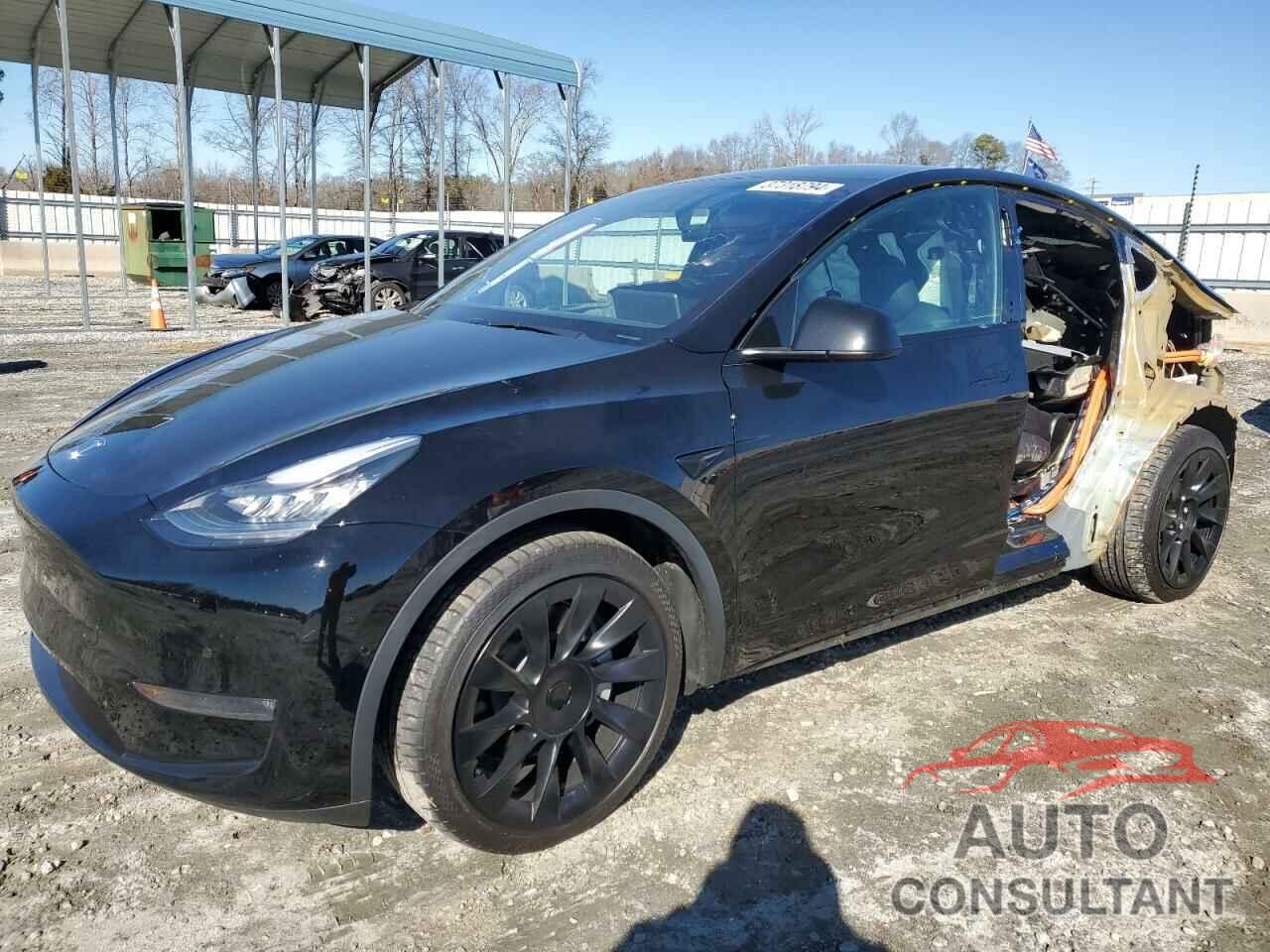 TESLA MODEL Y 2021 - 5YJYGDEE0MF092549