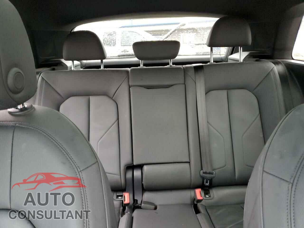 AUDI Q3 2020 - WA1DECF3XL1016155