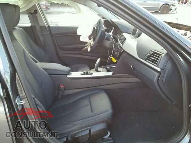 BMW 3 SERIES 2016 - WBA8E1G58GNU10020