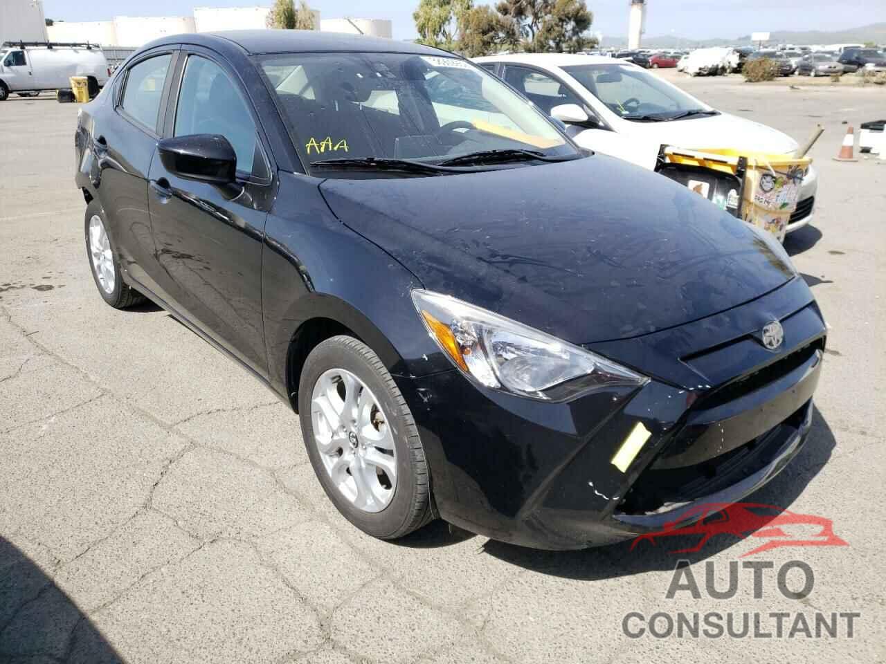 TOYOTA YARIS 2017 - 3MYDLBYVXHY161754