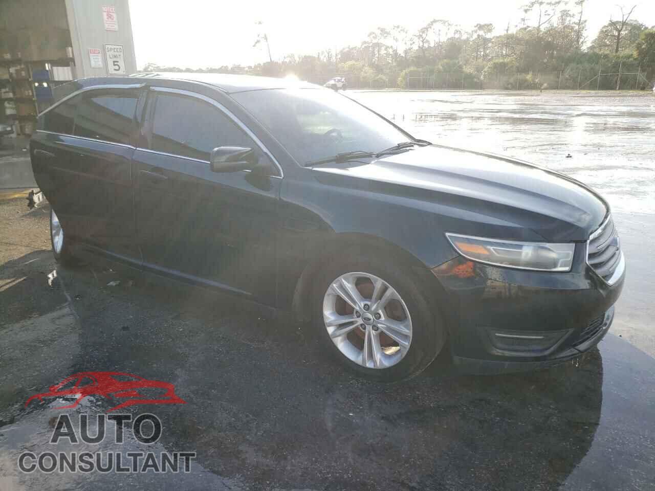 FORD TAURUS 2015 - 1FAHP2E80FG127121