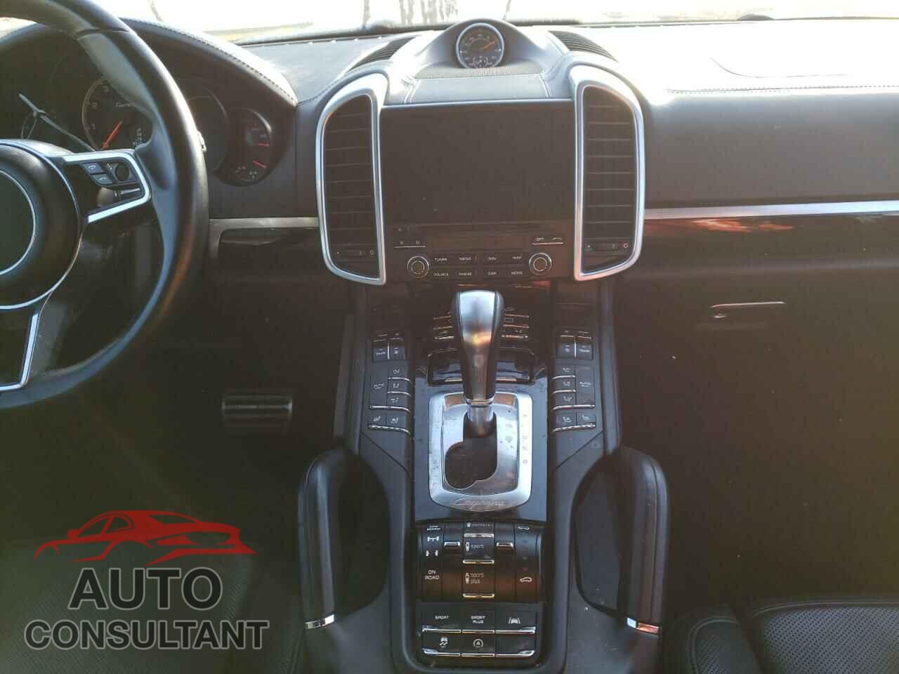 PORSCHE CAYENNE 2017 - WP1AC2A22HLA92793