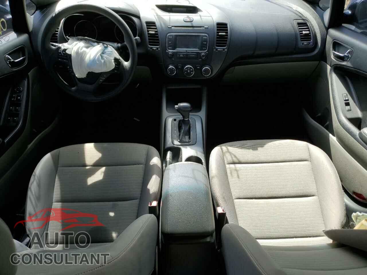 KIA FORTE 2016 - KNAFX4A69G5610134
