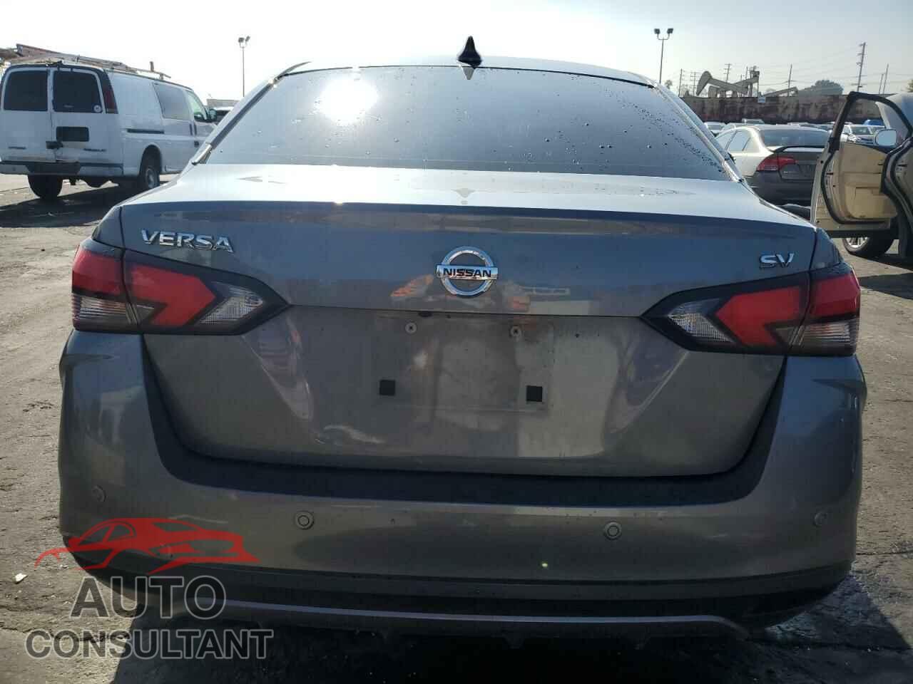 NISSAN VERSA 2021 - 3N1CN8EV4ML925443