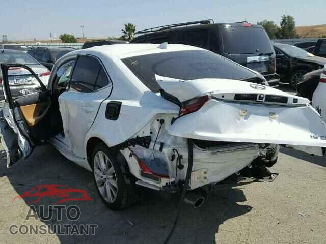 LEXUS IS250 2015 - JTHBF1D20F5048567