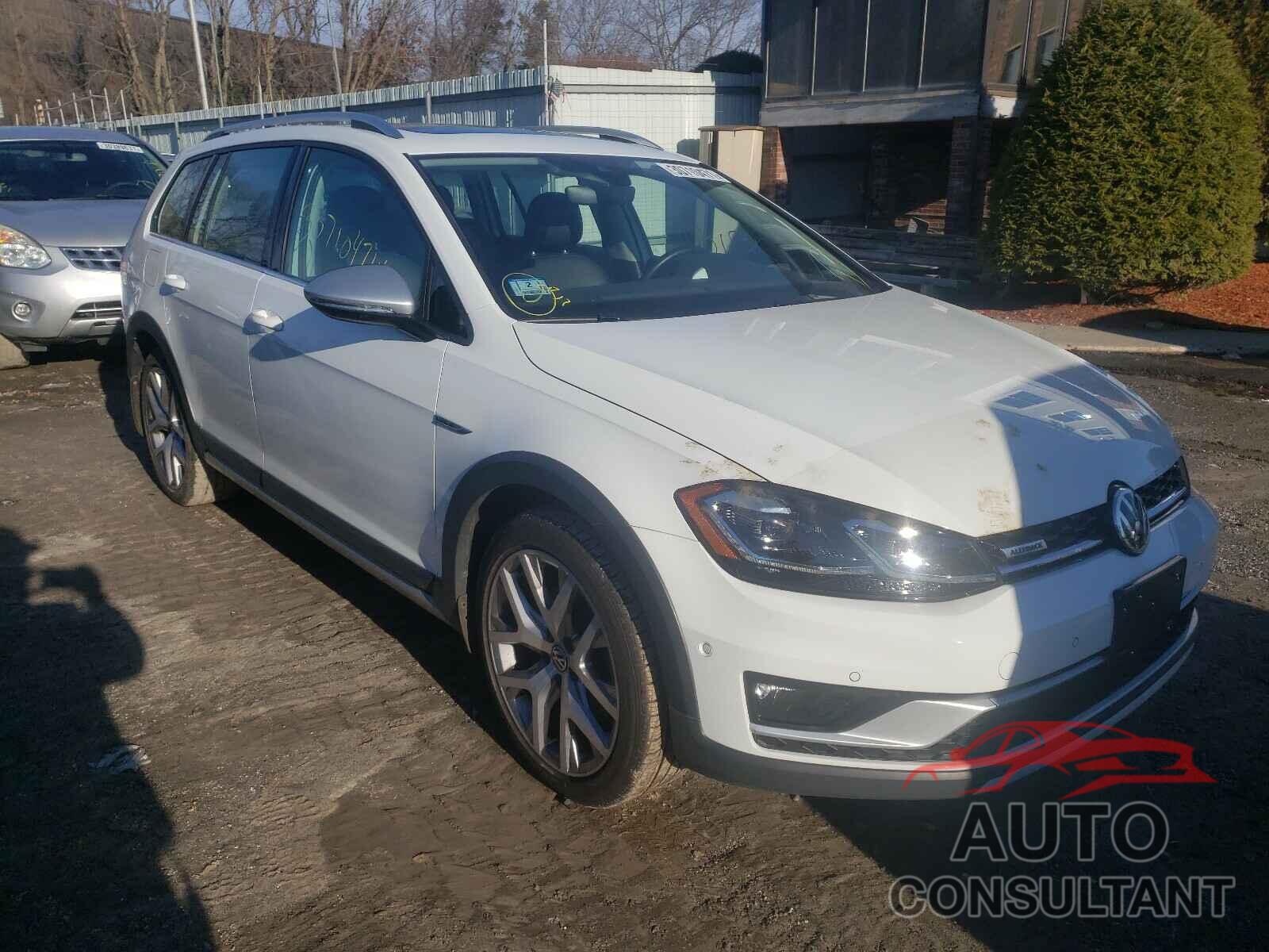 VOLKSWAGEN GOLF 2019 - 3VWM17AU8KM511235