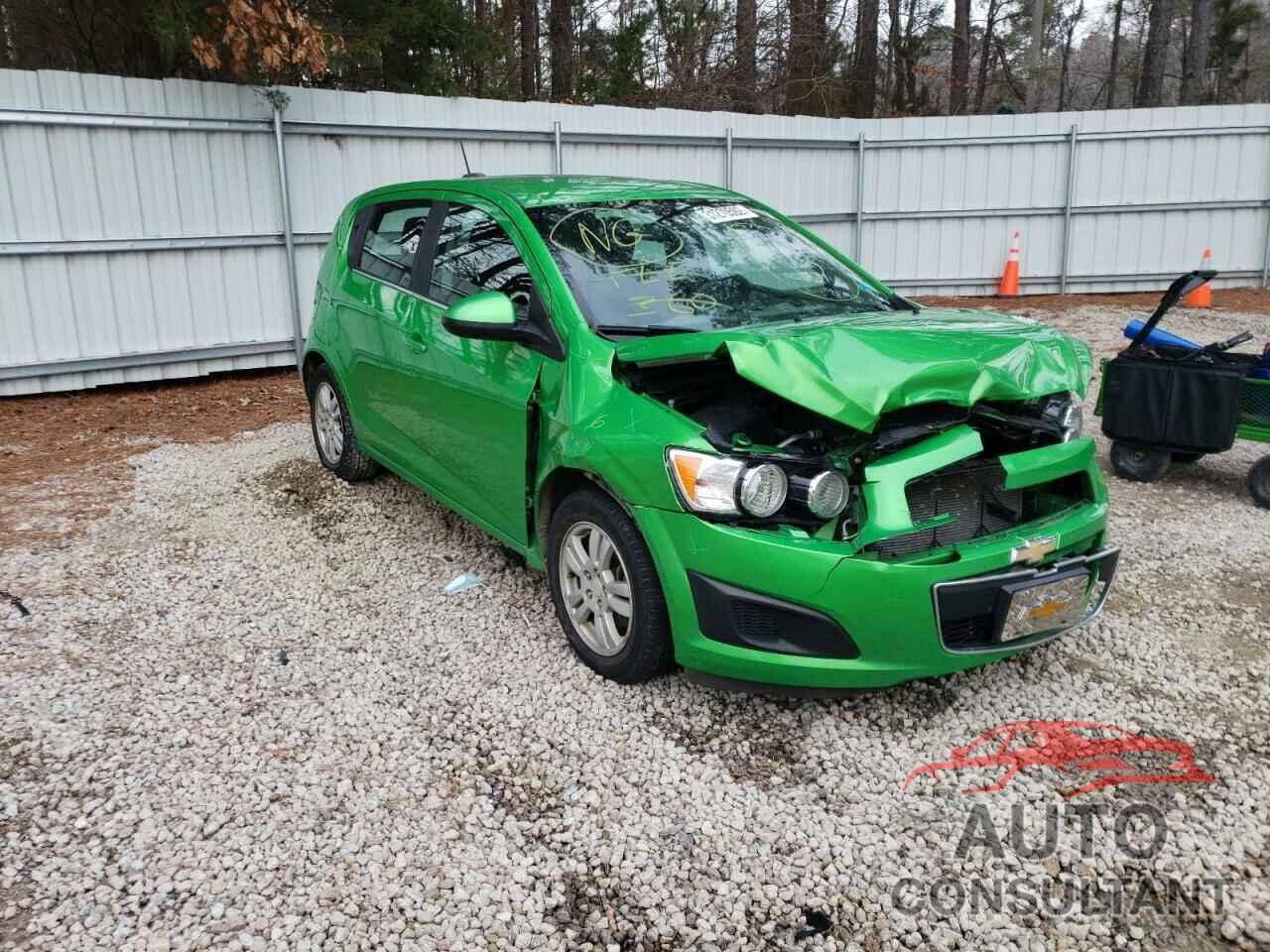CHEVROLET SONIC 2015 - 3N1AB7AP6HY360512