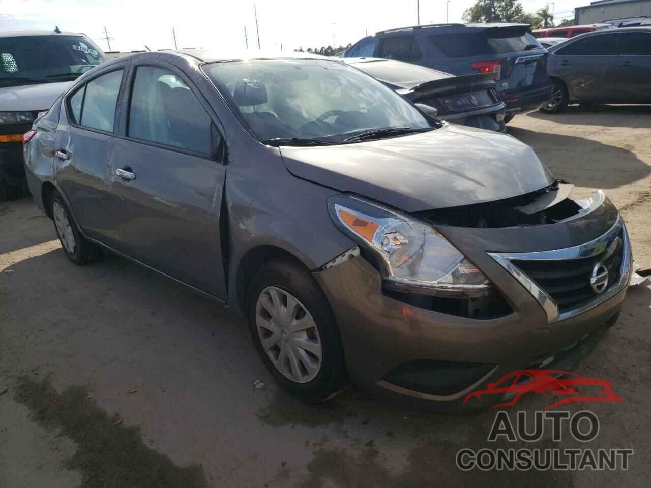 NISSAN VERSA 2017 - 3N1CN7AP8HL814207
