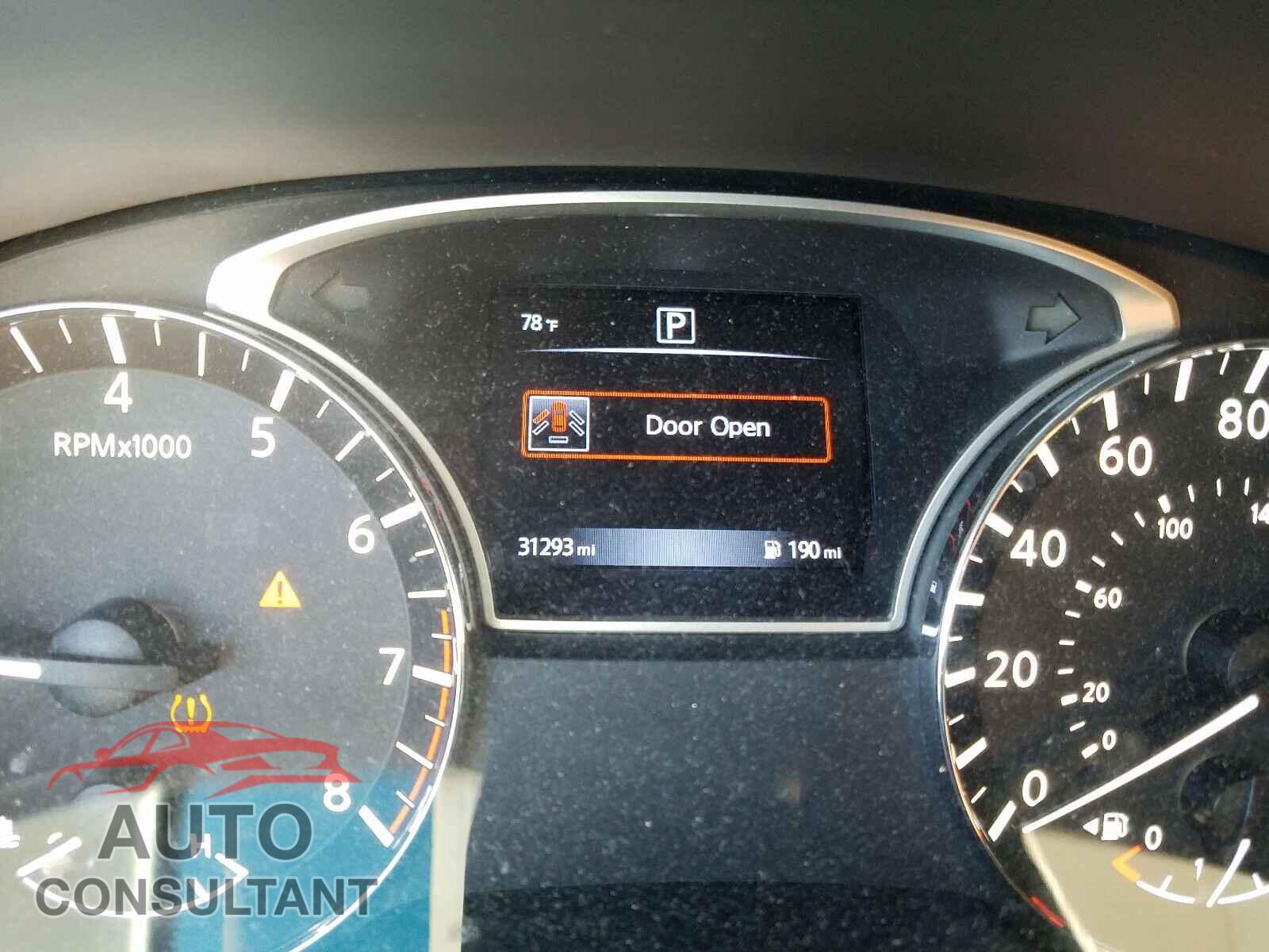 NISSAN PATHFINDER 2017 - 5N1DR2MN4HC672111