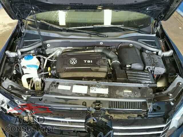 VOLKSWAGEN PASSAT 2015 - 1VWAT7A37FC035006
