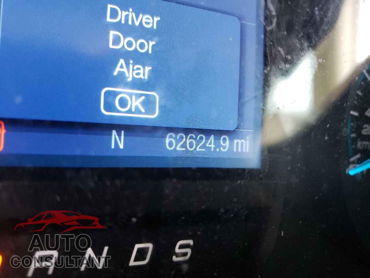 FORD TAURUS 2016 - 1FAHP2E85GG131375