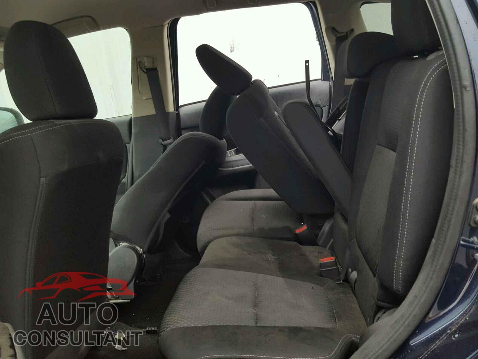 MITSUBISHI OUTLANDER 2017 - JA4AD2A39HZ014106
