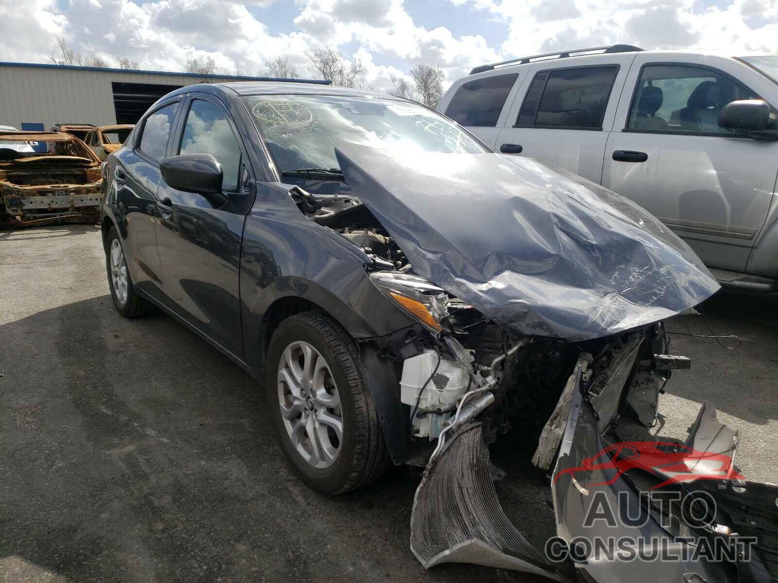 TOYOTA YARIS 2018 - 3MYDLBYV4JY302758