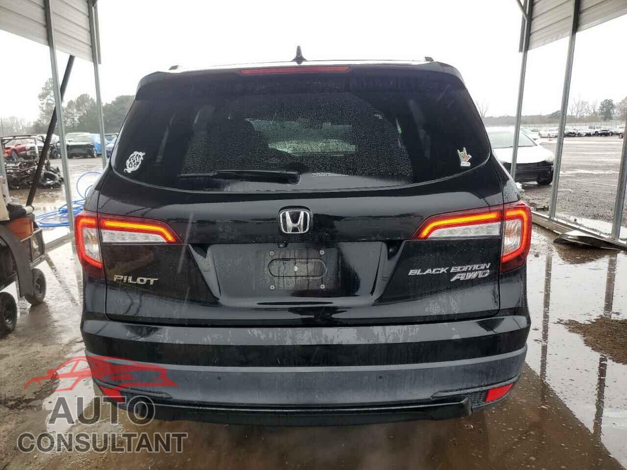 HONDA PILOT 2020 - 5FNYF6H76LB033161