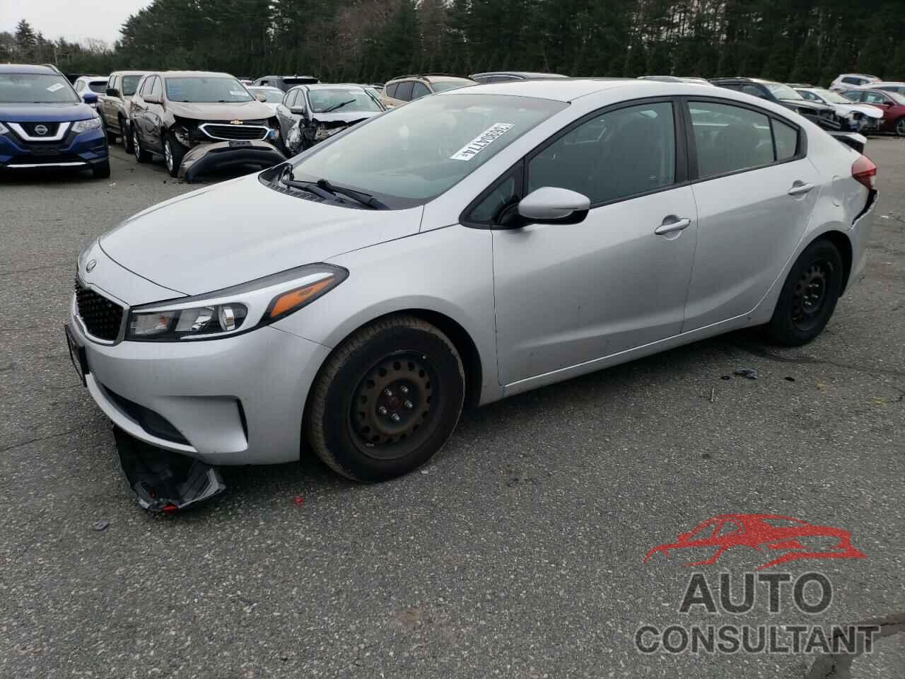 KIA FORTE 2018 - 3KPFK4A73JE266208