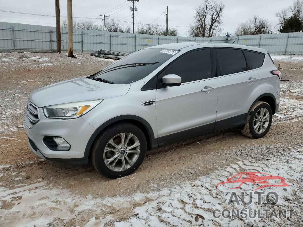 FORD ESCAPE 2017 - 1FMCU0GDXHUC97708