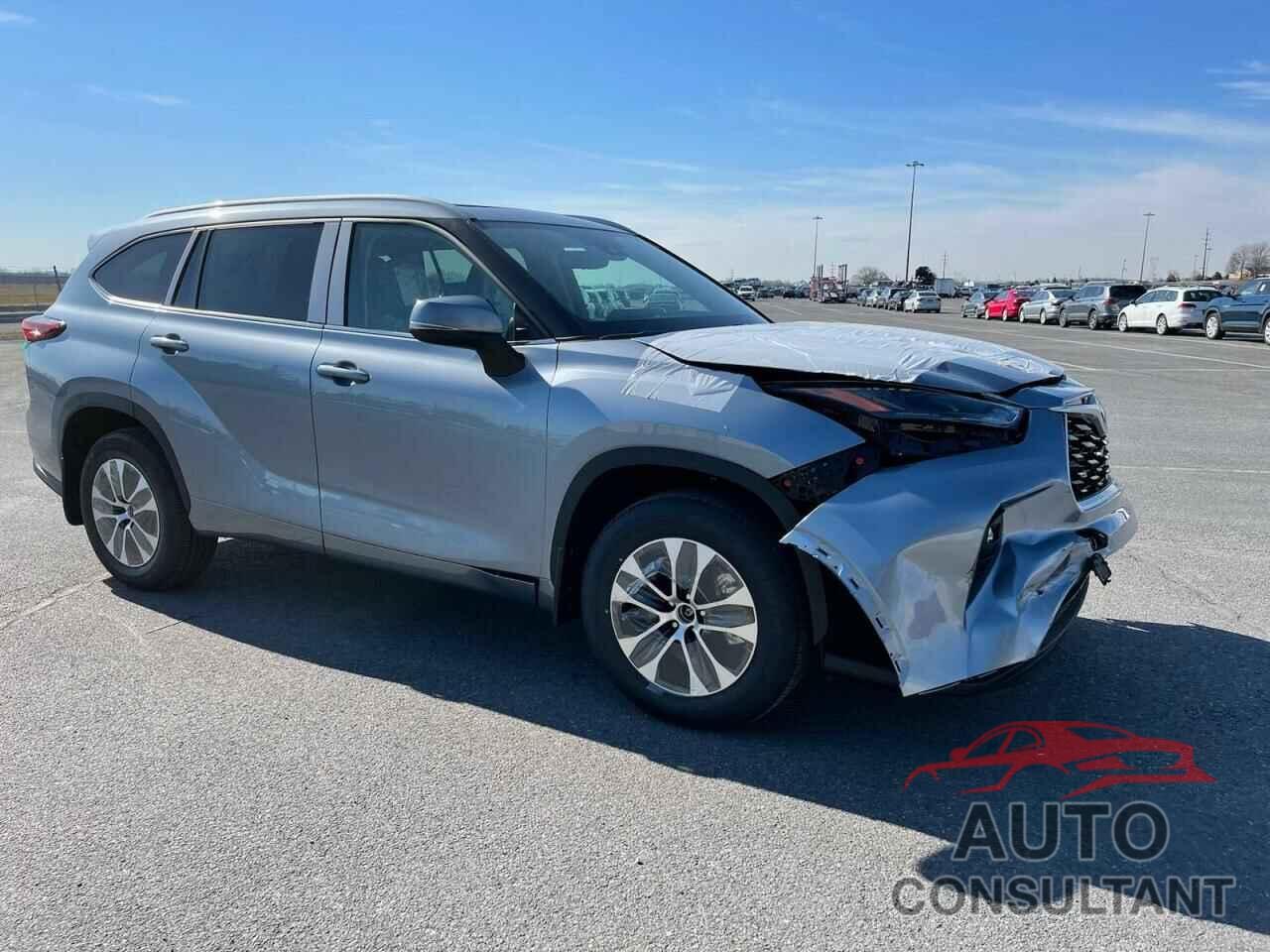 TOYOTA HIGHLANDER 2022 - 5TDHZRBH1NS173675