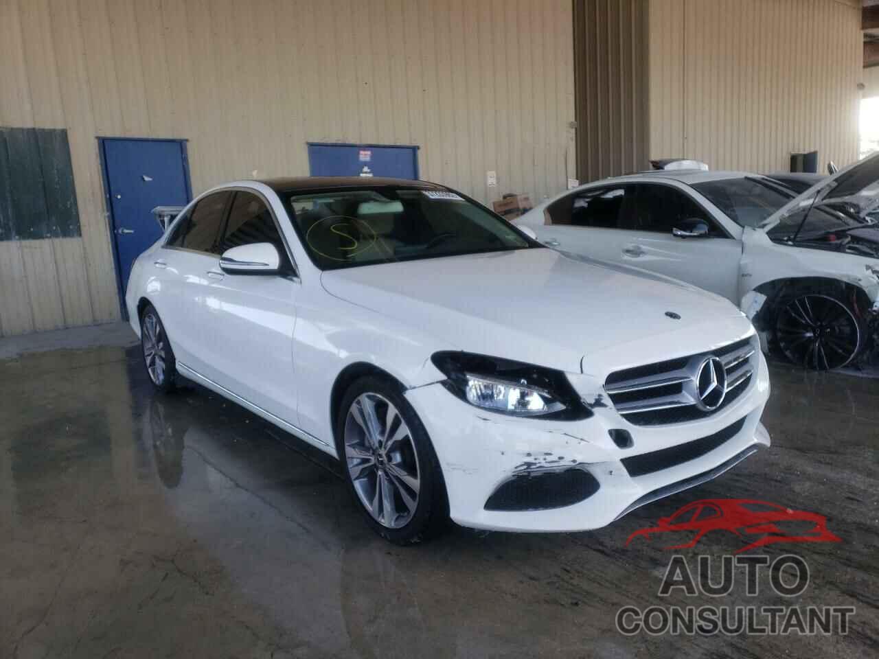 MERCEDES-BENZ C-CLASS 2018 - 55SWF4JB0JU268323