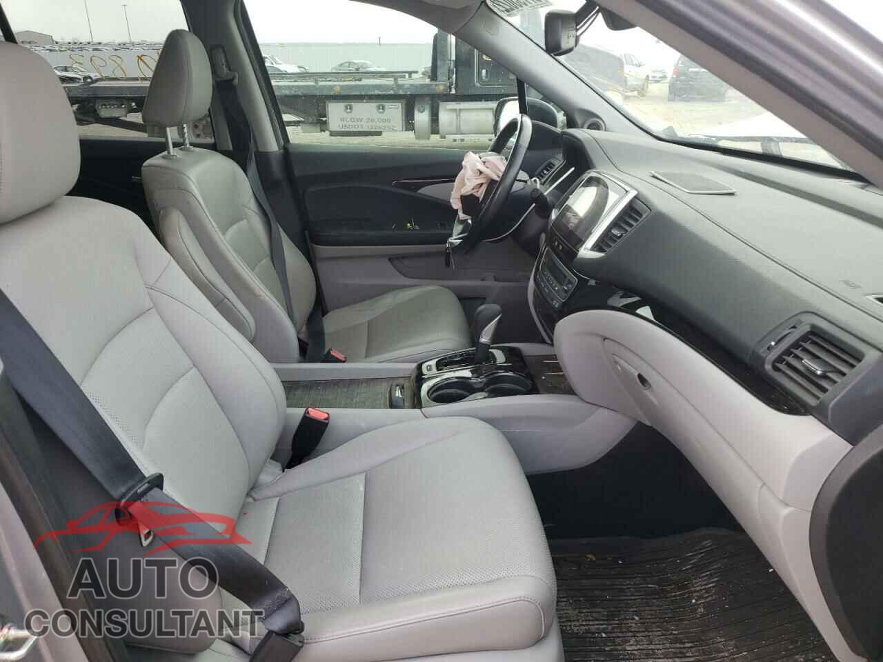 HONDA RIDGELINE 2017 - 5FPYK3F77HB008037