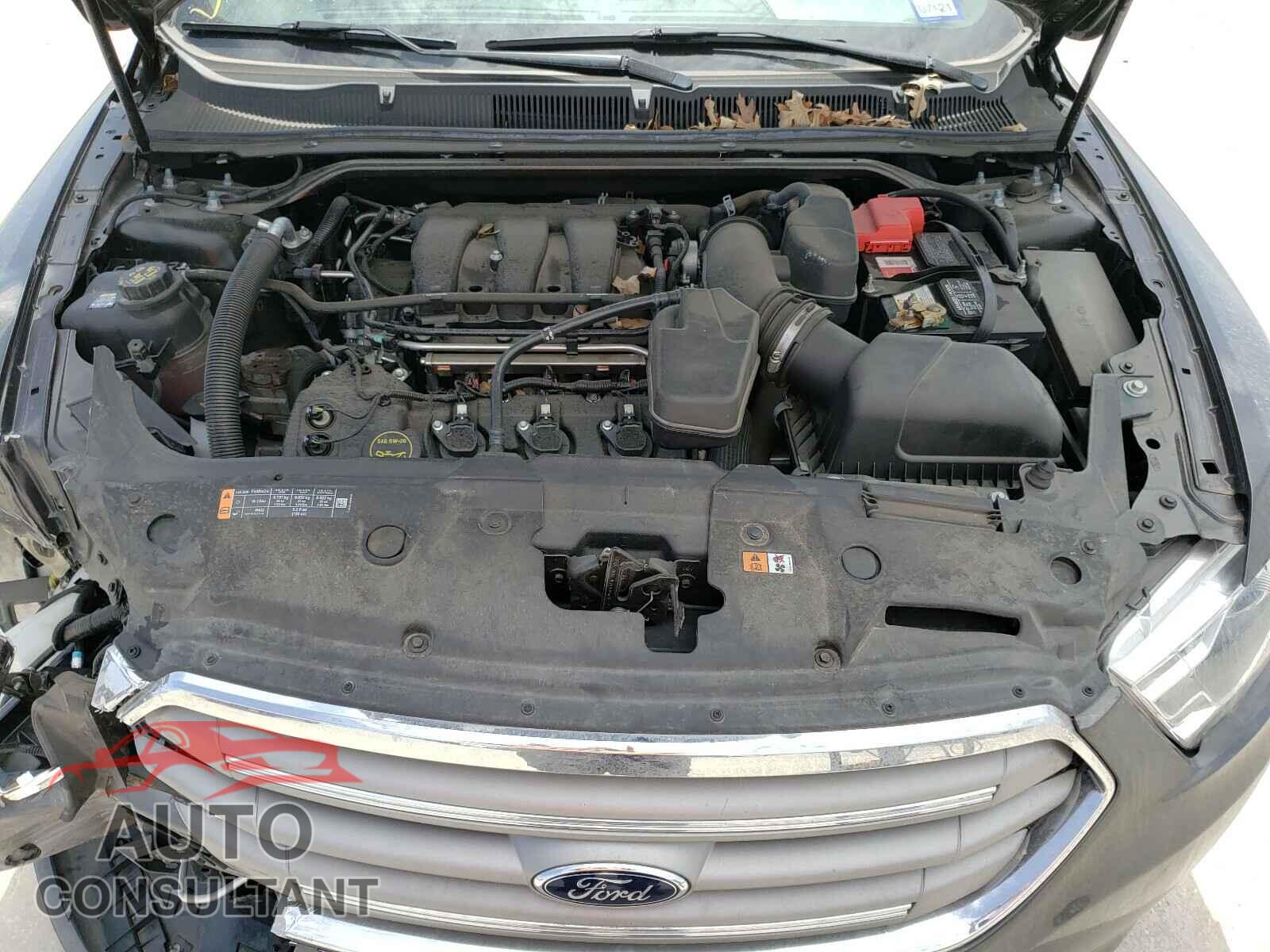 FORD TAURUS 2017 - 1FAHP2E8XHG129834