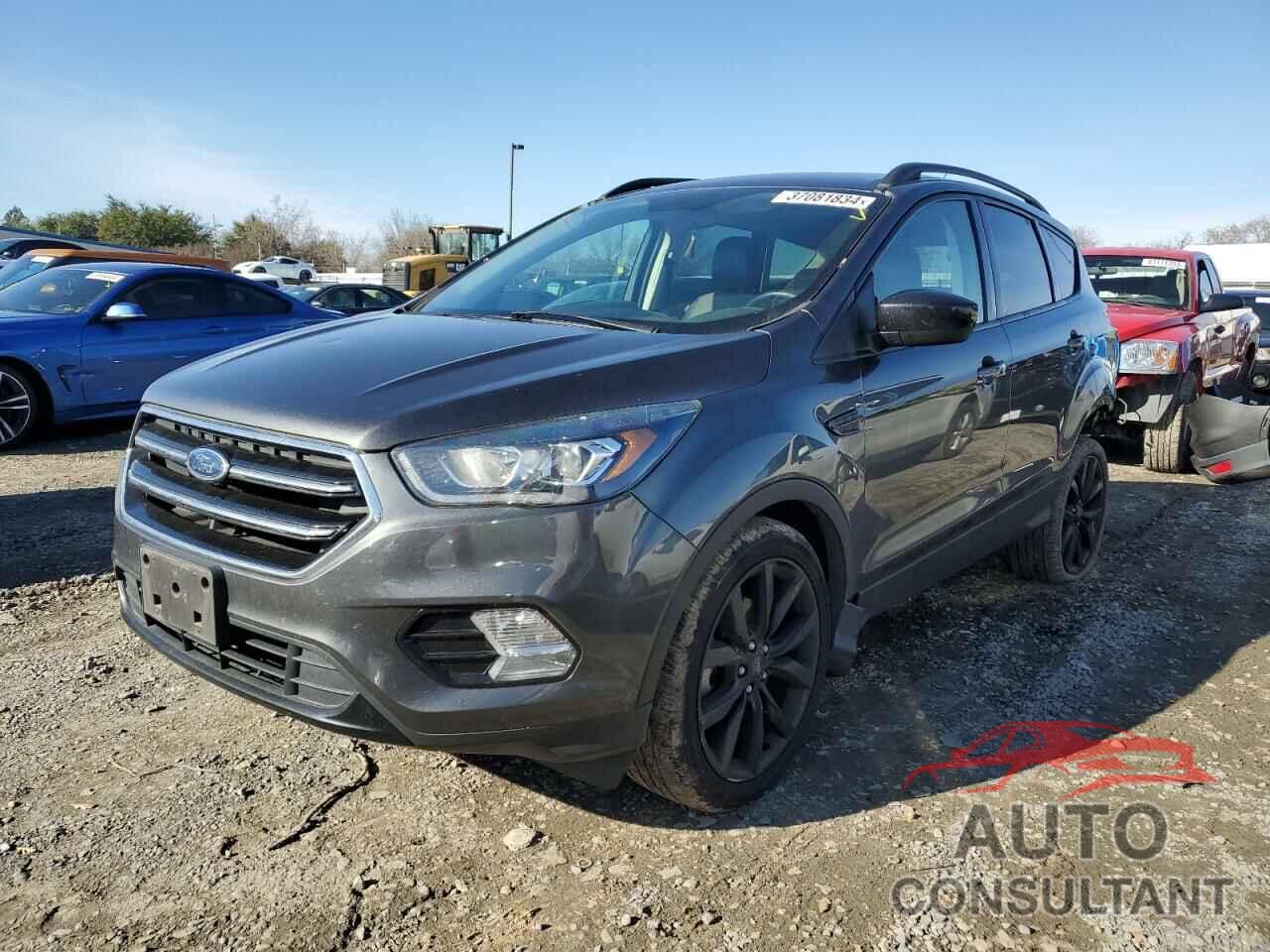 FORD ESCAPE 2018 - 1FMCU0GD6JUA24836