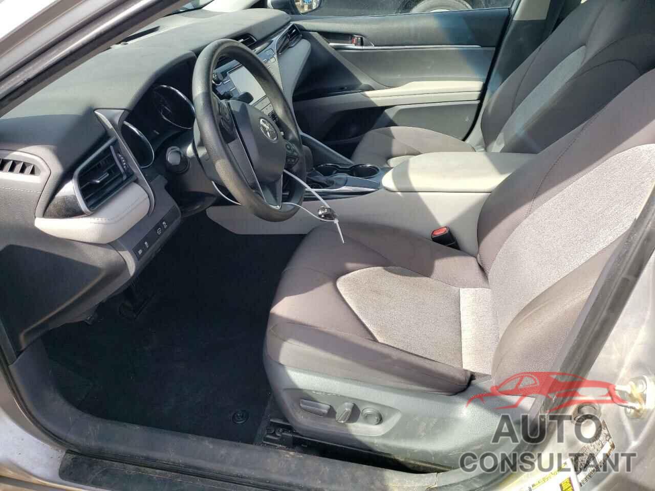 TOYOTA CAMRY 2019 - 4T1B11HK8KU252765