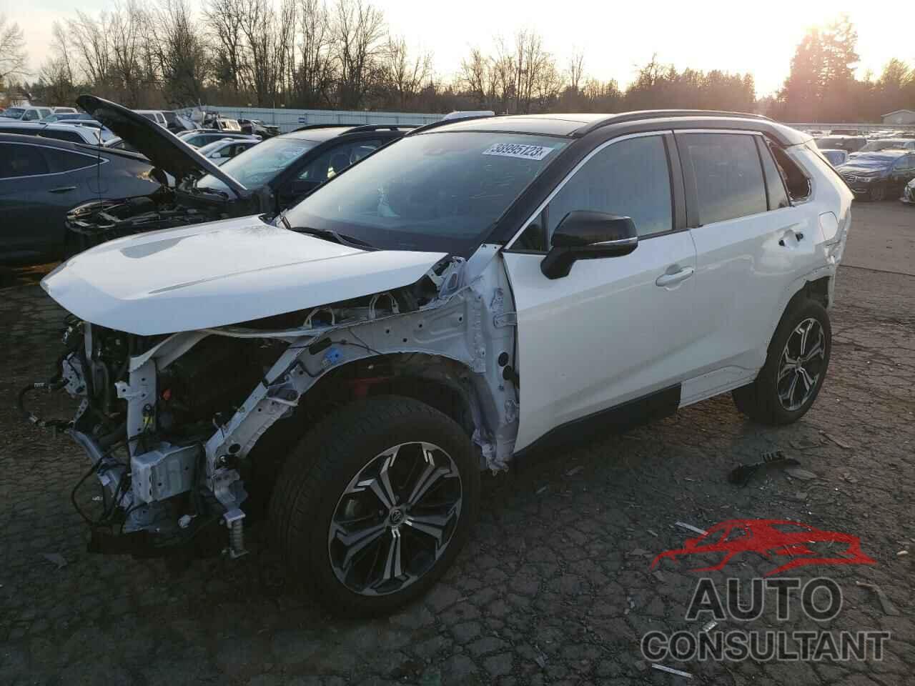TOYOTA RAV4 2021 - JTMFB3FV4MD020811