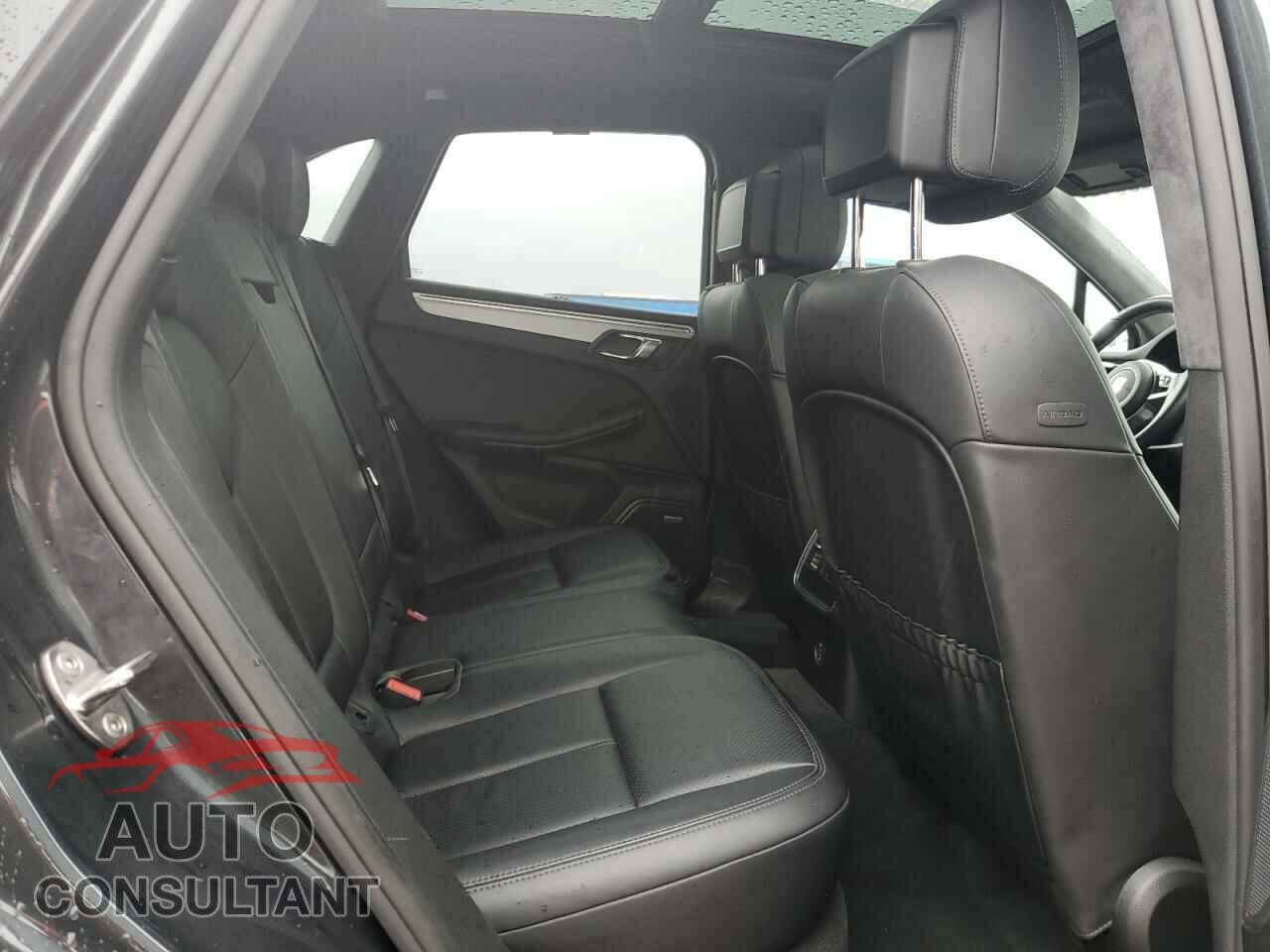 PORSCHE MACAN 2017 - WP1AF2A54HLB61226