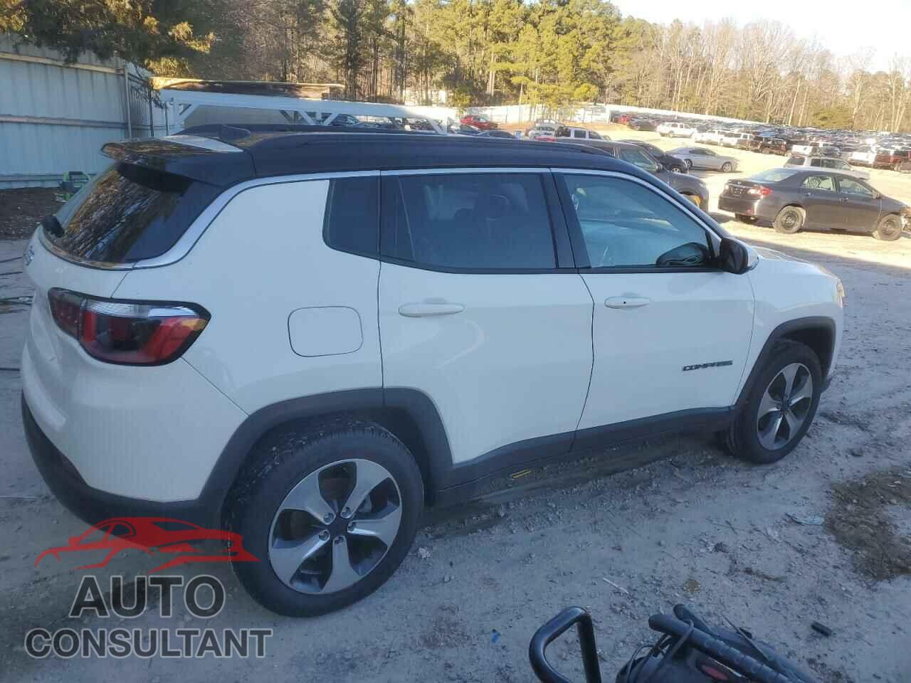 JEEP COMPASS 2018 - 3C4NJDBB4JT144468