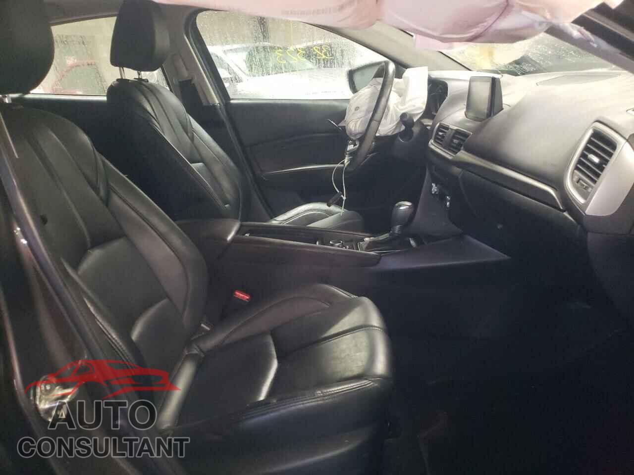MAZDA 3 2017 - 3MZBN1V79HM146702