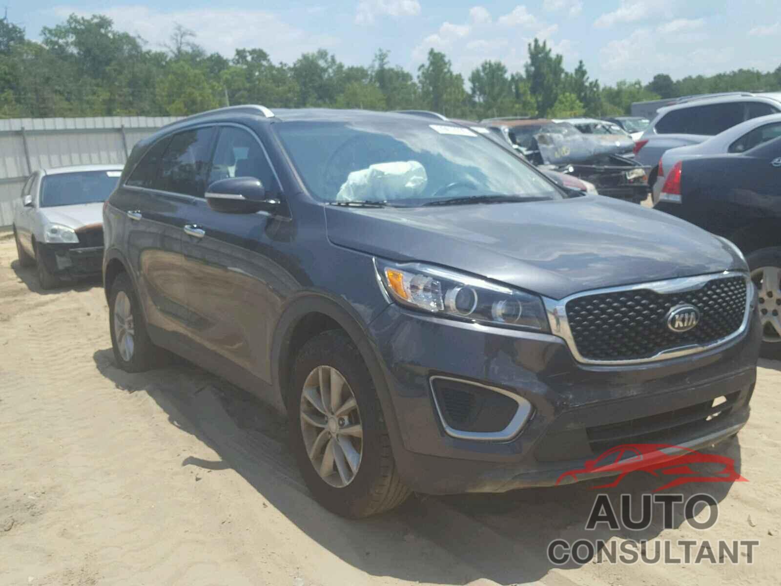KIA SORENTO LX 2017 - 5XYPG4A34HG240765