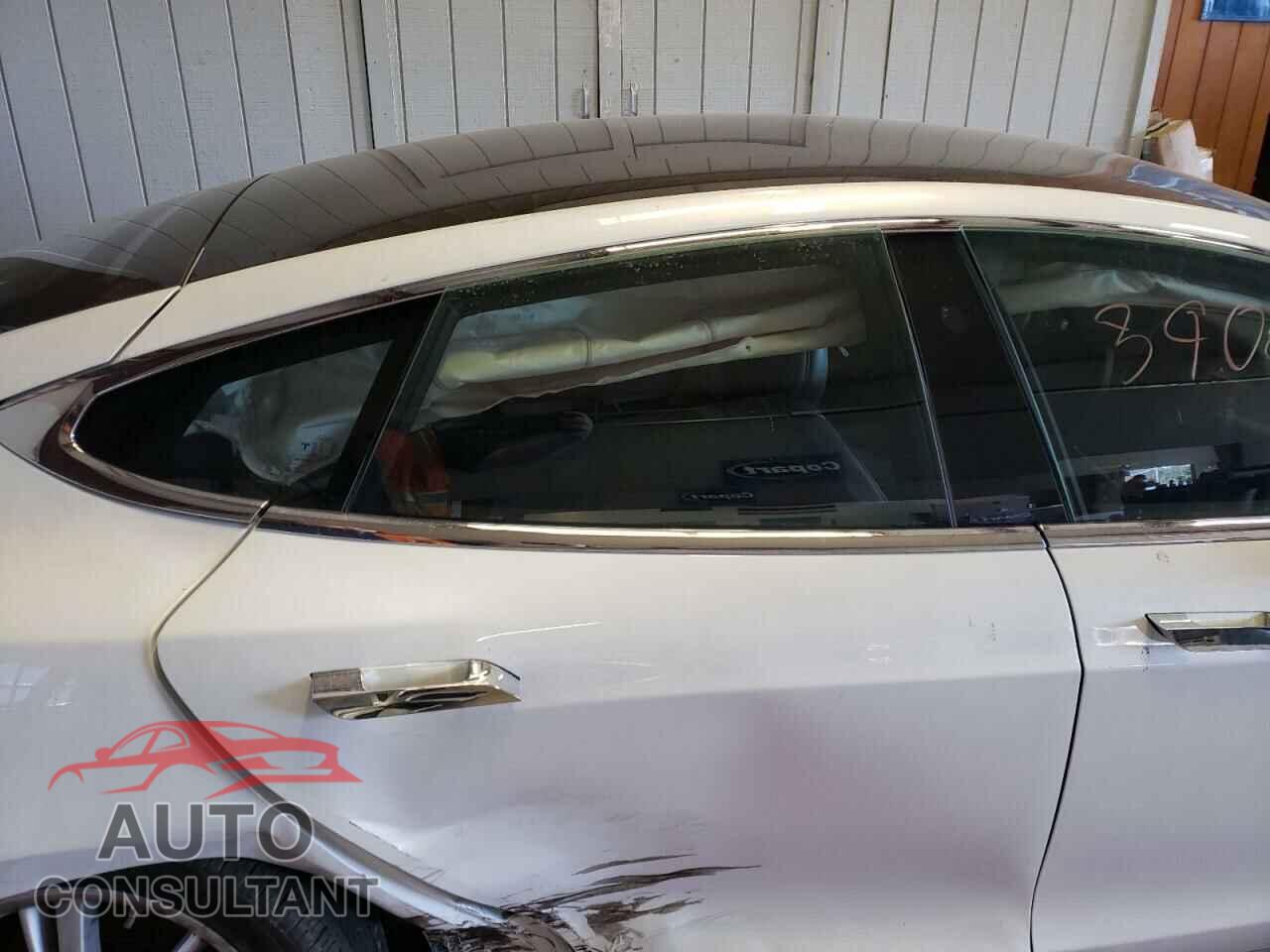 TESLA MODEL S 2020 - 5YJSA1E28LF398022