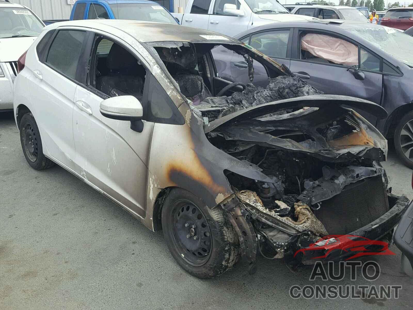 HONDA FIT 2015 - 3HGGK5G57FM738540