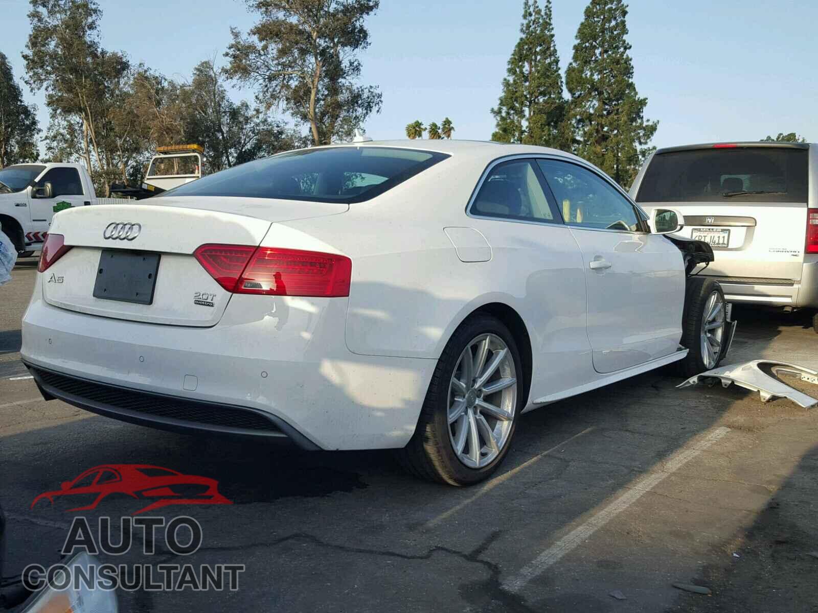 AUDI A5 2015 - WAUMFAFR9FA053758