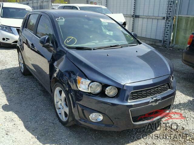 CHEVROLET SONIC 2016 - 1G1JE6SB7G4133924